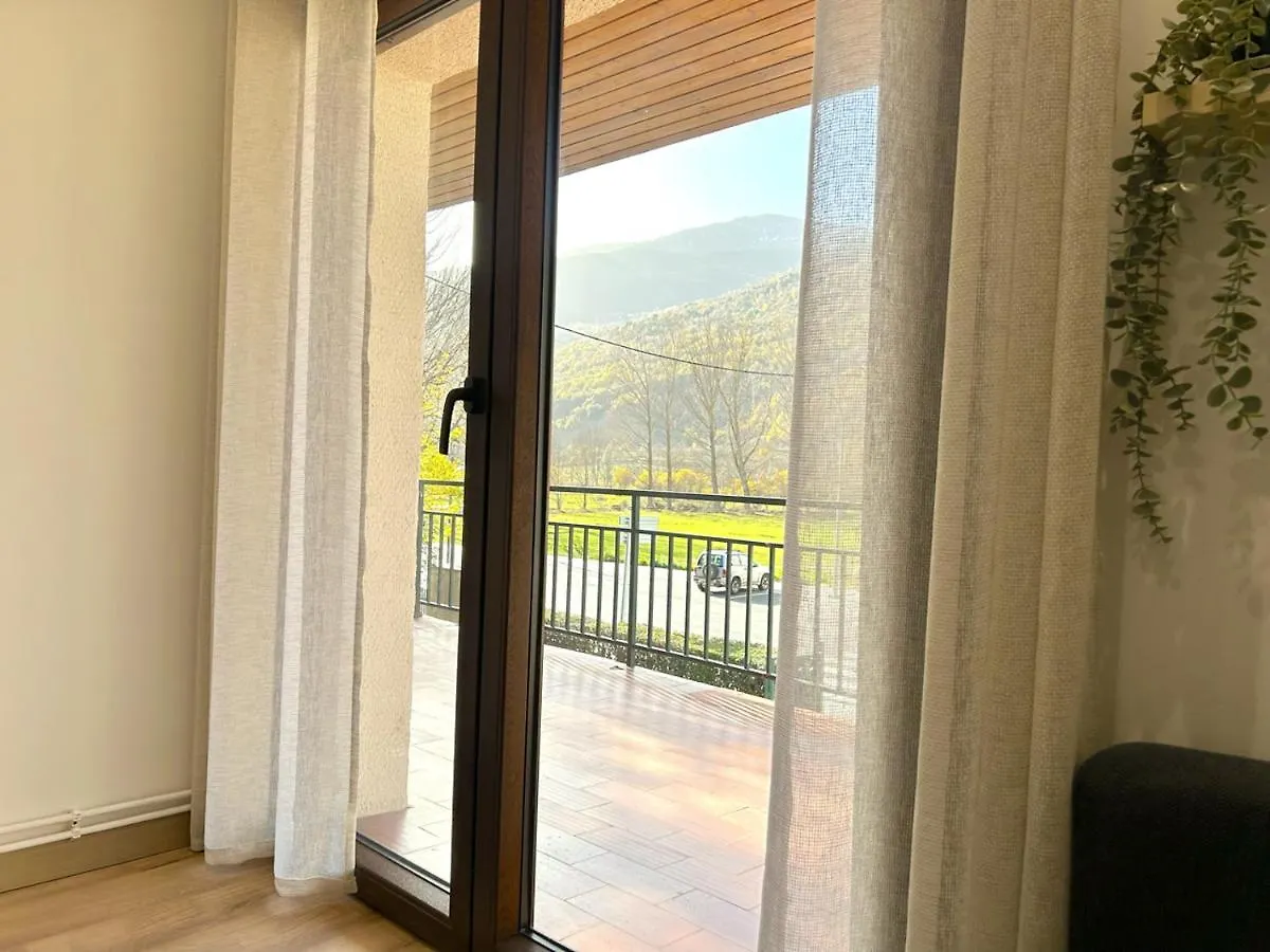 Apartment Encantador apartament amb un balcó únic al Pirineu by RURAL D'ÀNEU Esterri D'Aneu Spain