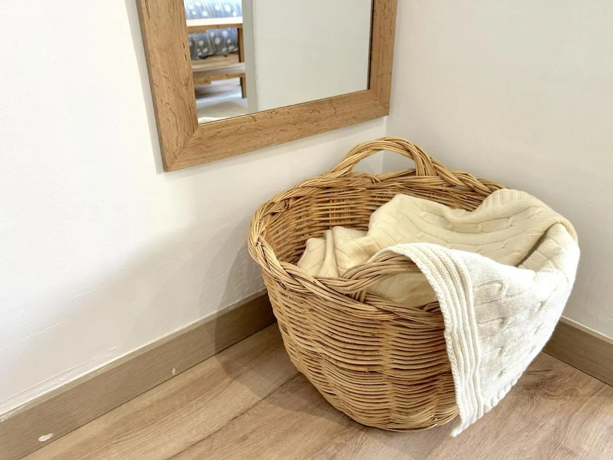 Encantador apartament amb un balcó únic al Pirineu by RURAL D'ÀNEU Esterri D'Aneu
